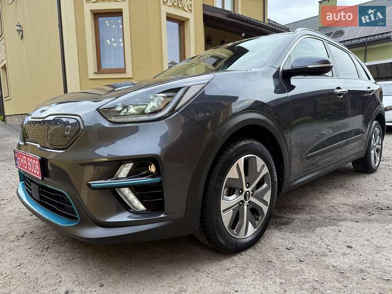Позашляховик / Кросовер Kia Niro 2020 в 