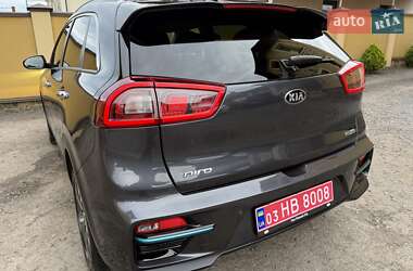 Позашляховик / Кросовер Kia Niro 2020 в 