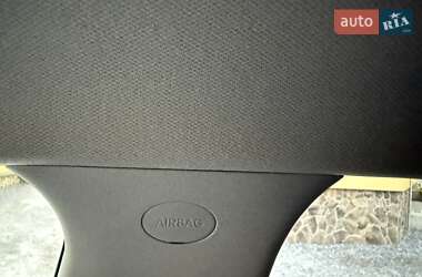 Позашляховик / Кросовер Kia Niro 2020 в 