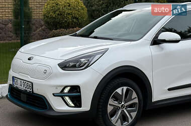 Позашляховик / Кросовер Kia Niro 2021 в 