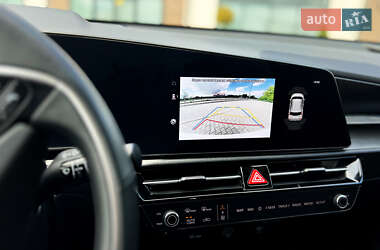 Внедорожник / Кроссовер Kia Niro 2023 в 