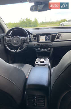 Позашляховик / Кросовер Kia Niro 2019 в 