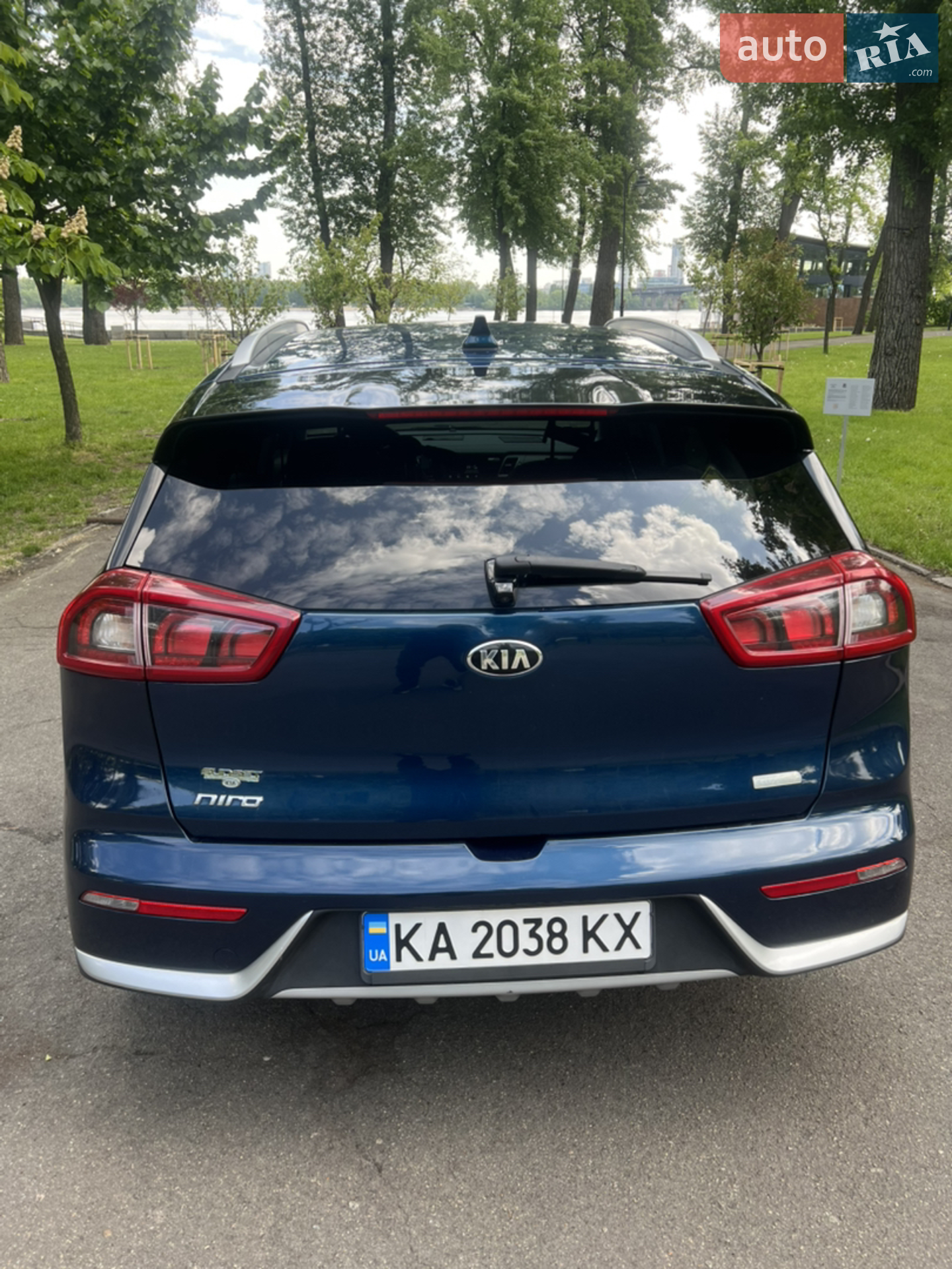 2017 Kia Niro - мініатюра 14