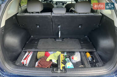 Позашляховик / Кросовер Kia Niro 2017 в Києві