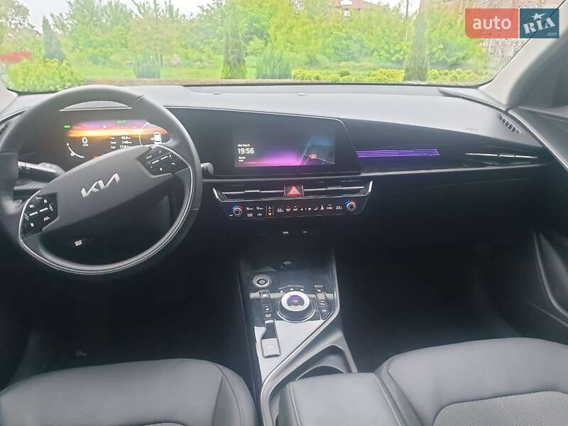 Внедорожник / Кроссовер Kia Niro 2023 в Львове