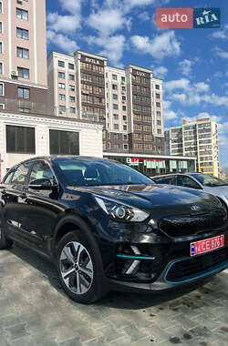 Внедорожник / Кроссовер Kia Niro 2021 в 
