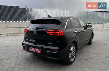 Позашляховик / Кросовер Kia Niro 2021 в 