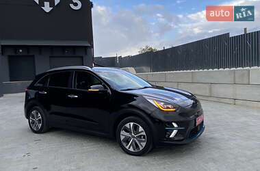 Позашляховик / Кросовер Kia Niro 2021 в 