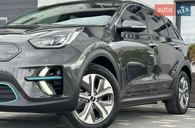 Внедорожник / Кроссовер Kia Niro 2022 в 