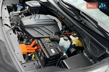 Внедорожник / Кроссовер Kia Niro 2022 в 
