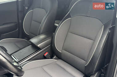 Внедорожник / Кроссовер Kia Niro 2022 в 