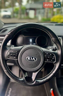 Внедорожник / Кроссовер Kia Niro 2019 в 