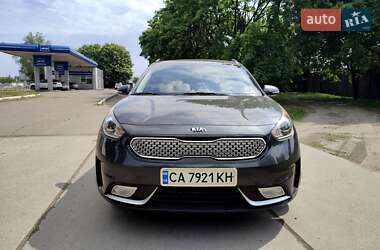 Внедорожник / Кроссовер Kia Niro 2017 в Черкассах