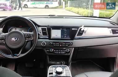 Внедорожник / Кроссовер Kia Niro 2019 в 