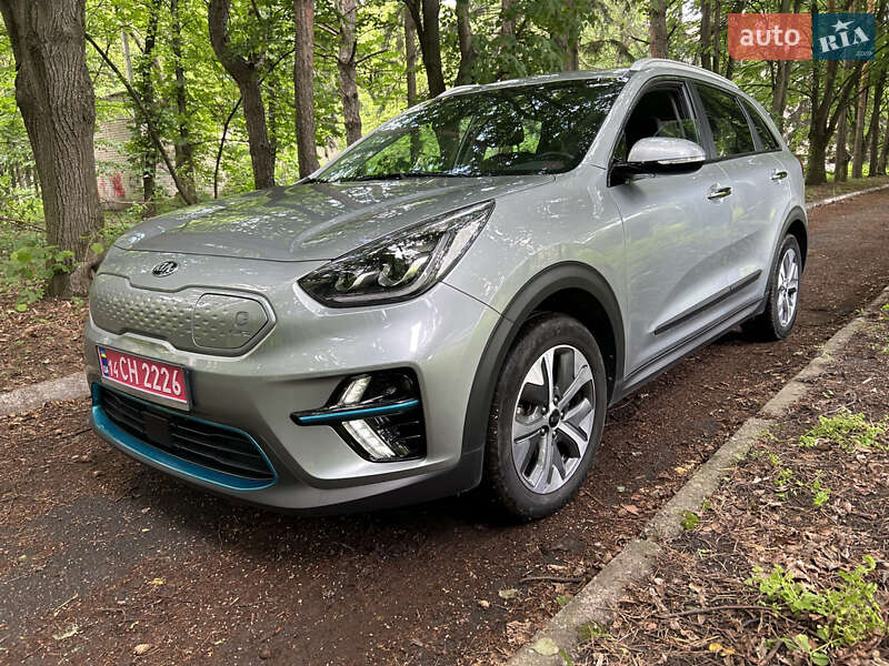 Внедорожник / Кроссовер Kia Niro 2020 в 