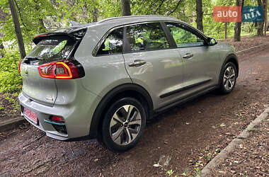 Внедорожник / Кроссовер Kia Niro 2020 в 