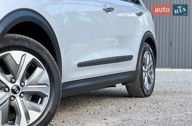 Внедорожник / Кроссовер Kia Niro 2019 в 