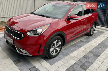 Позашляховик / Кросовер Kia Niro 2017 в Ужгороді