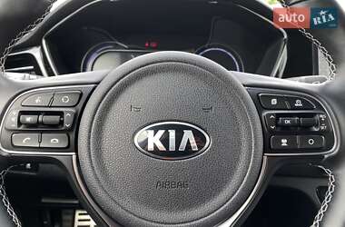 Позашляховик / Кросовер Kia Niro 2021 в 