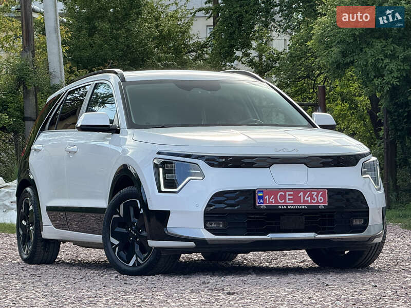 Позашляховик / Кросовер Kia Niro 2023 в Дрогобичі