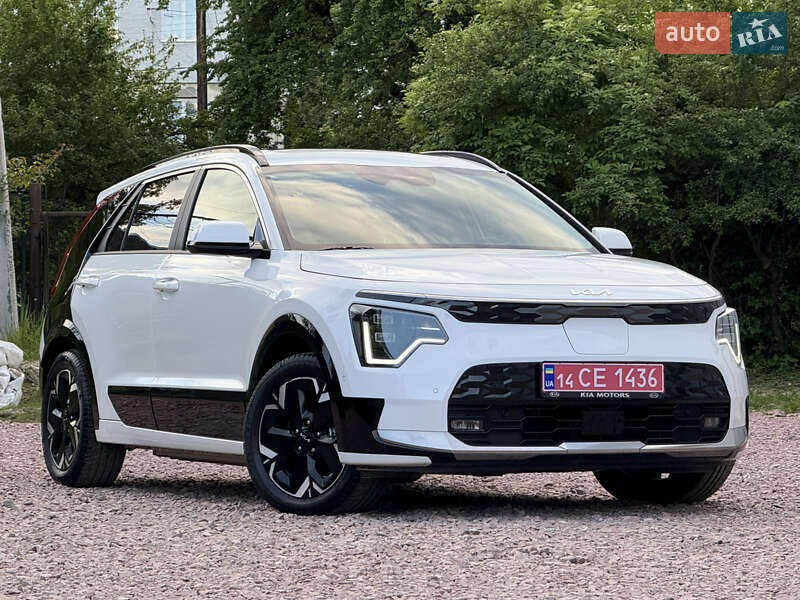 Позашляховик / Кросовер Kia Niro 2023 в Дрогобичі