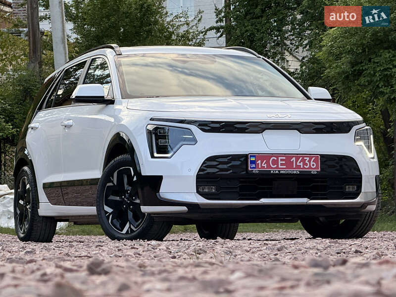 Позашляховик / Кросовер Kia Niro 2023 в Дрогобичі