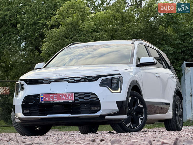 Позашляховик / Кросовер Kia Niro 2023 в Дрогобичі