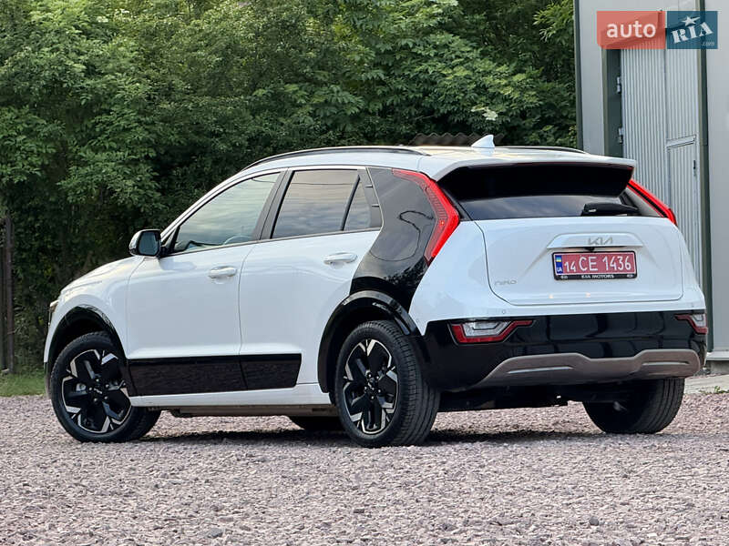 Позашляховик / Кросовер Kia Niro 2023 в Дрогобичі