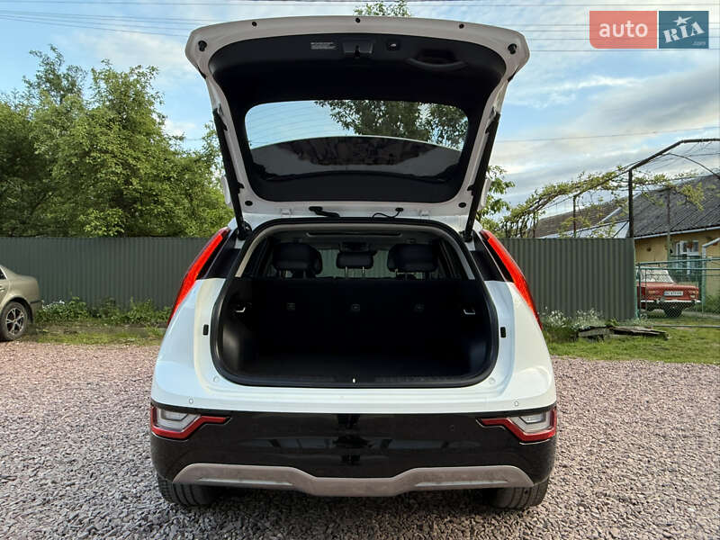 Позашляховик / Кросовер Kia Niro 2023 в Дрогобичі