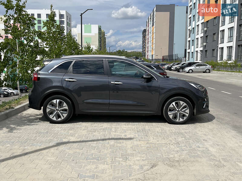 Внедорожник / Кроссовер Kia Niro 2019 в Ровно