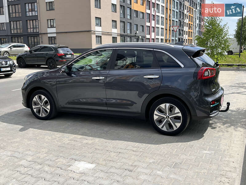 Внедорожник / Кроссовер Kia Niro 2019 в Ровно
