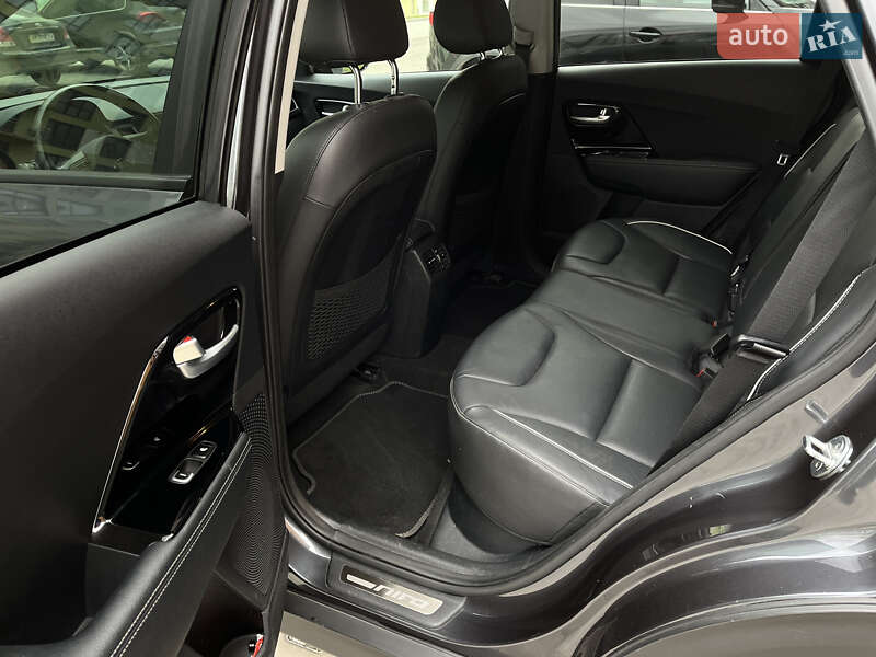 Внедорожник / Кроссовер Kia Niro 2019 в Ровно