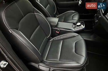 Внедорожник / Кроссовер Kia Niro 2019 в 