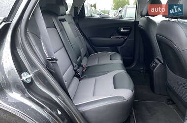 Внедорожник / Кроссовер Kia Niro 2021 в 