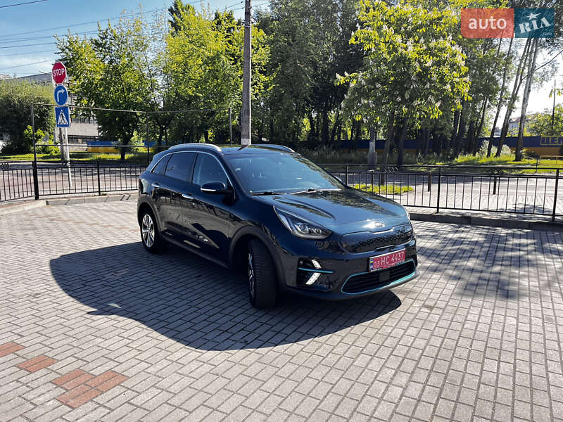 Позашляховик / Кросовер Kia Niro 2019 в Житомирі
