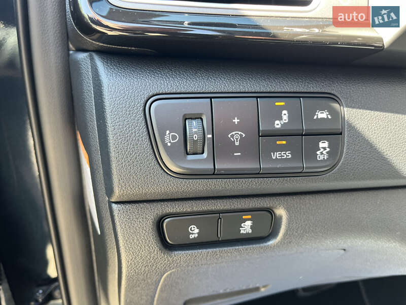 Позашляховик / Кросовер Kia Niro 2019 в Житомирі