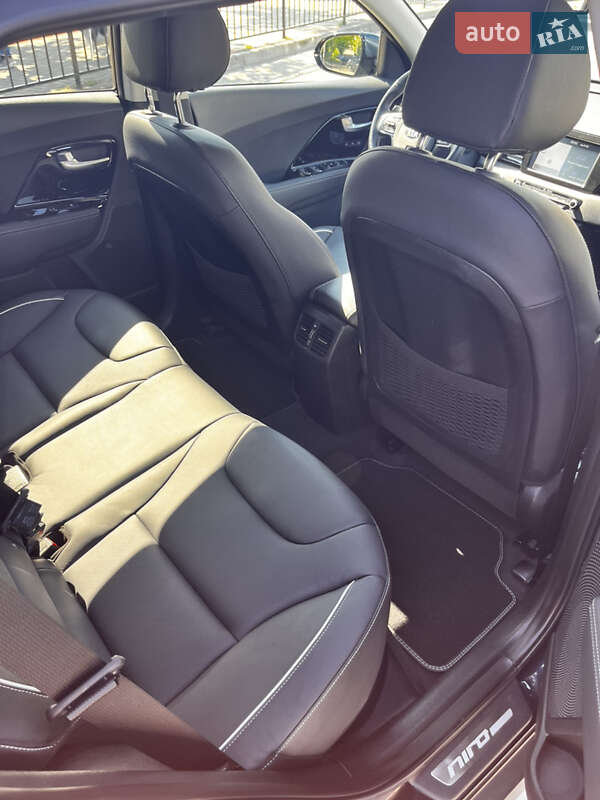 Позашляховик / Кросовер Kia Niro 2019 в Житомирі