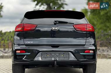 Внедорожник / Кроссовер Kia Niro 2021 в 