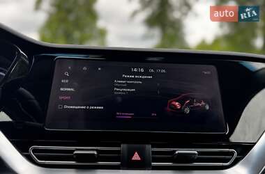 Внедорожник / Кроссовер Kia Niro 2021 в 