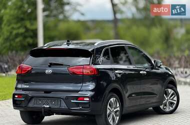 Внедорожник / Кроссовер Kia Niro 2021 в 
