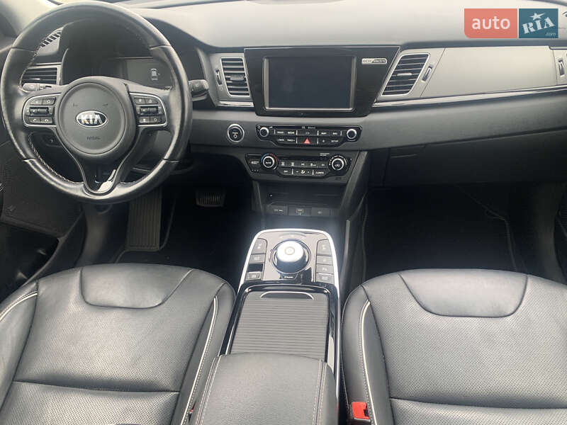 Внедорожник / Кроссовер Kia Niro 2020 в Буске