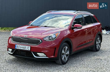 Внедорожник / Кроссовер Kia Niro 2017 в Ужгороде