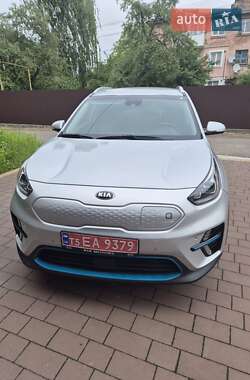 Внедорожник / Кроссовер Kia Niro 2019 в 