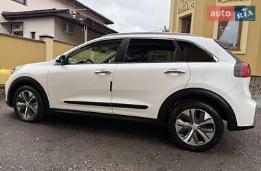 Позашляховик / Кросовер Kia Niro 2020 в 