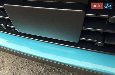 Позашляховик / Кросовер Kia Niro 2020 в 