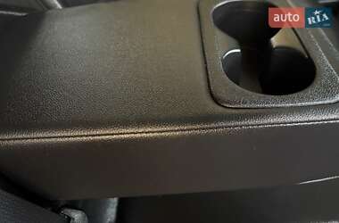 Позашляховик / Кросовер Kia Niro 2020 в 