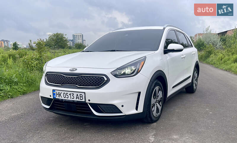 Внедорожник / Кроссовер Kia Niro 2017 в Ровно