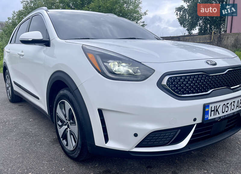 Внедорожник / Кроссовер Kia Niro 2017 в Ровно