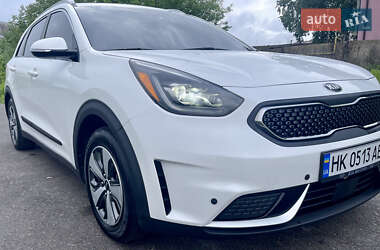 Внедорожник / Кроссовер Kia Niro 2017 в 