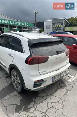 Позашляховик / Кросовер Kia Niro 2022 в Тернополі